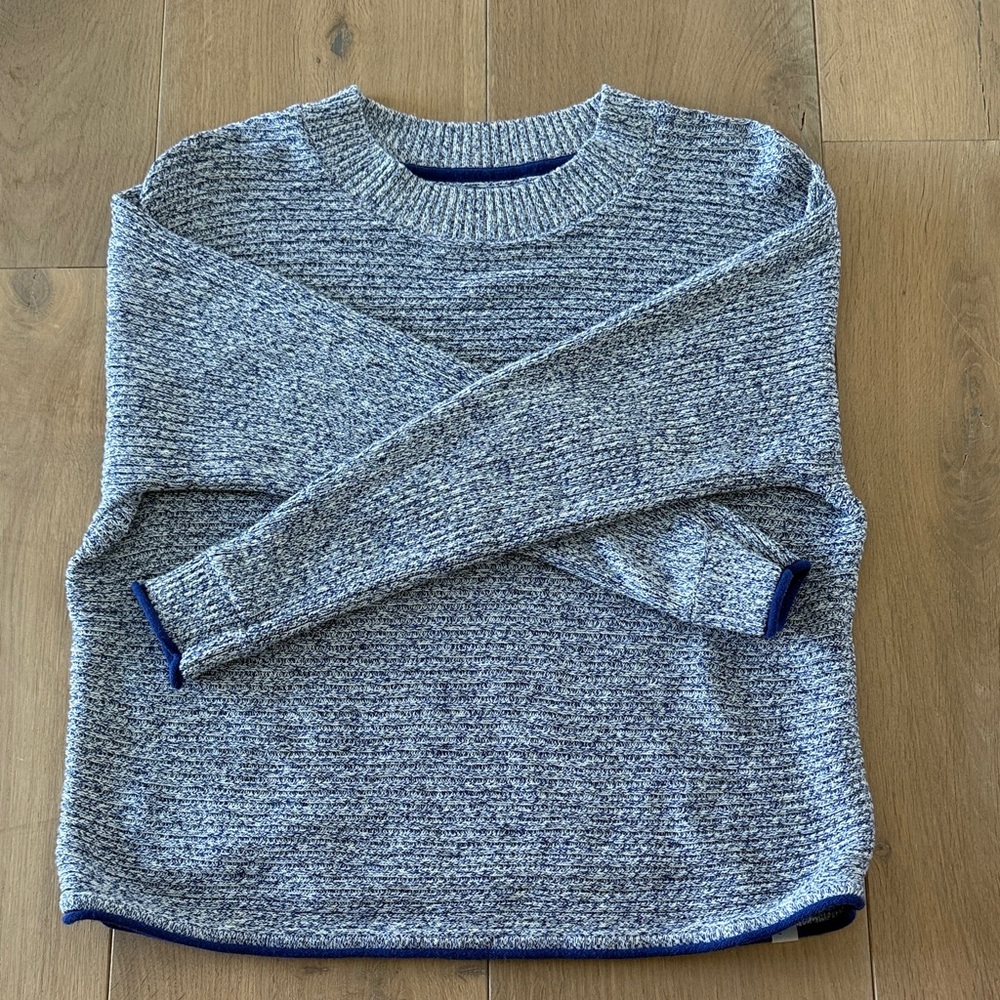 Lululemon Blue Knit Sweatshirt